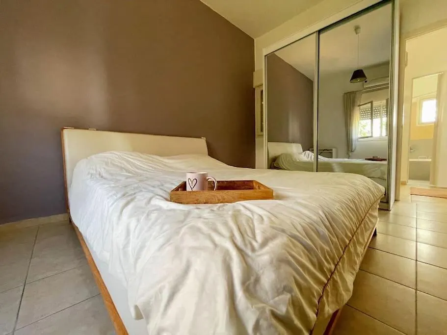 The Zen Suite - Haifa Peaceful Place location
